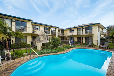 Ocean Drive Apartments - Holiday Adelaide 2