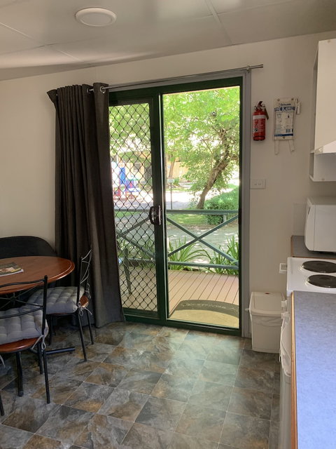 Bright Accommodation Park - Holiday Adelaide 6