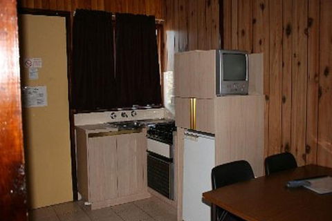 Southern Cross Motor Inn - Holiday Adelaide 6