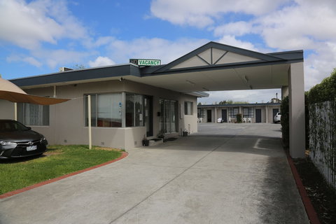 Beaconsfield Lodge Motel - Holiday Adelaide 0