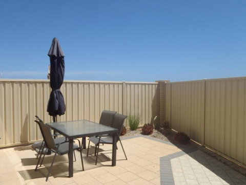 Port Denison Beach Resort - Holiday Adelaide 4