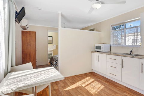 Charters Towers Tourist Park - Holiday Adelaide 7