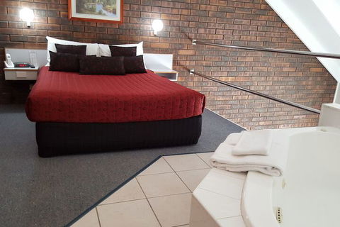 Shakespeare Motel - Holiday Adelaide 3