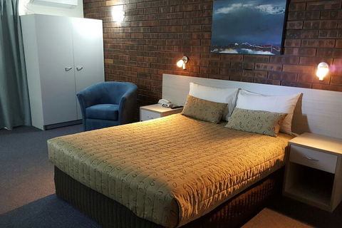 Shakespeare Motel - Holiday Adelaide 5