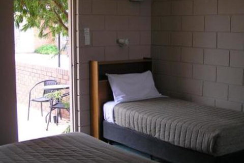 Dongara Old Mill Motel - Holiday Adelaide 6