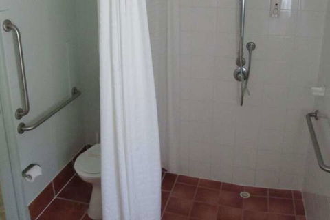 NRMA Capricorn Yeppoon Holiday Park - Holiday Adelaide 6