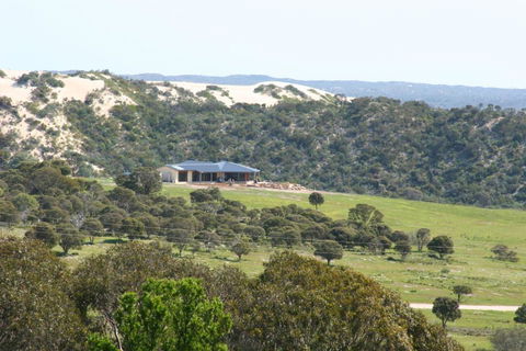 Almonta Park Lodge - Holiday Adelaide 2