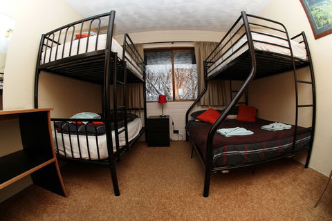 Alpine Retreat Mt Buller - Holiday Adelaide 5