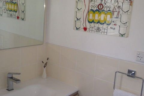 Hyams Beach House - A Secret Treasure - Holiday Adelaide 6