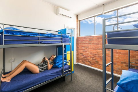 Nate's Place Backpackers Melbourne - Holiday Adelaide 4