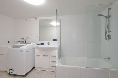 Cabarita Beachfront Apartments - Holiday Adelaide 4