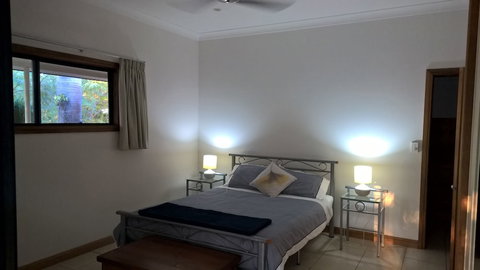 Magnetic Island Bed And Breakfast - Holiday Adelaide 1