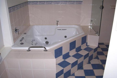 MacDonnell House Naracoorte - Holiday Adelaide 5