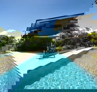 Pinnacle Apartments Hamilton Island - Holiday Adelaide