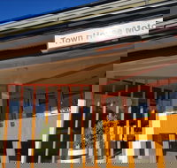 Town House Motor Inn - Holiday Adelaide