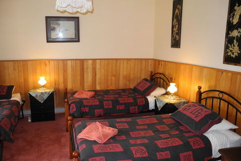 Happy Days Accommodation - Holiday Adelaide 7