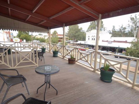 Bordello Hotel Bar & Spa - Holiday Adelaide 5