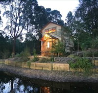 Eagle Hammer Cottages - Holiday Adelaide