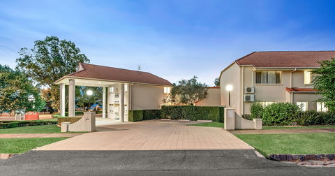 Villa Nova - Holiday Adelaide 0