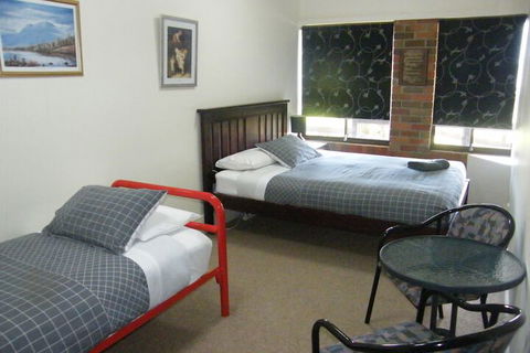 Boomers Guest House Hamilton - Holiday Adelaide 4