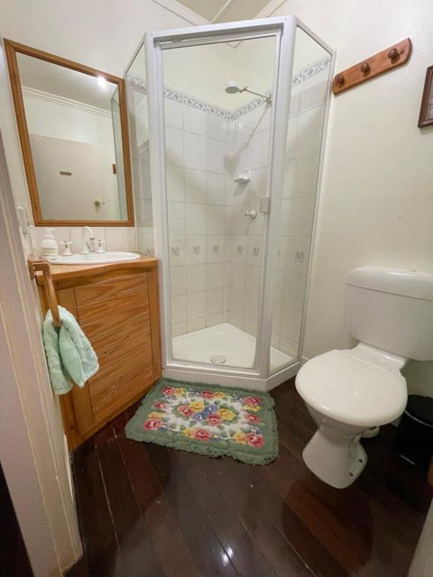 Noosa Hinterland Bed & Breakfast - Holiday Adelaide 2
