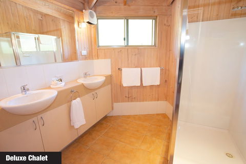 Grampians Chalets - Holiday Adelaide 1