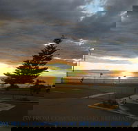 Beachhouse Mollymook - Holiday Adelaide