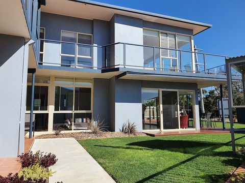 Grandeur Holiday Units - Holiday Adelaide 5