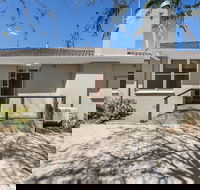 BOUTIQUE STAYS - Sandy Breeze 1 - Holiday Adelaide