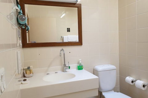 Leagues Motel - Holiday Adelaide 3