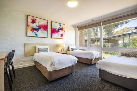 Burvale Hotel - Holiday Adelaide 5