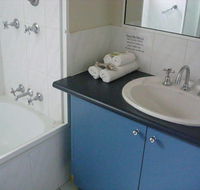 Mainsail Holiday Apartments - Holiday Adelaide