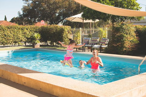 Vineland Motel - Holiday Adelaide 7