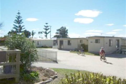Hillcrest Tourist Park - Holiday Adelaide 0