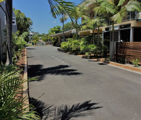 Sunseeker Motel - Holiday Adelaide 1