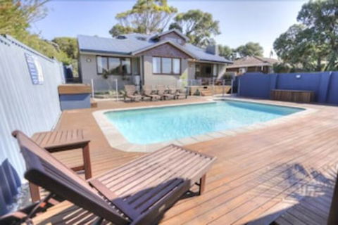 Waikiki Beach Bed & Breakfast - Holiday Adelaide 3