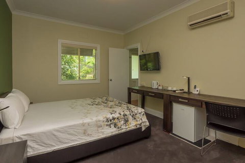 Hampton Court Apartments - Holiday Adelaide 5