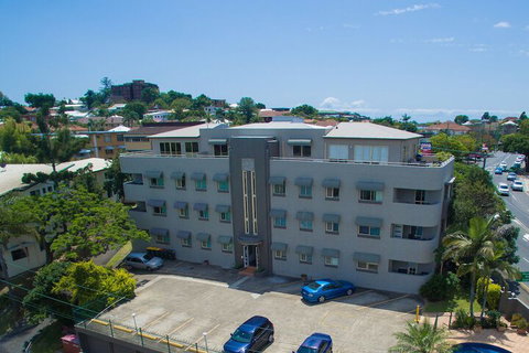 Hampton Court Apartments - Holiday Adelaide 1