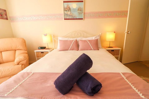 Bromyard Cottage - Holiday Adelaide 6