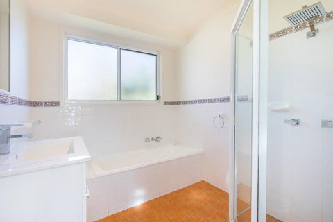 Breeze In Mollymook - Holiday Adelaide 7