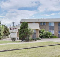 Sandpiper Holiday Apartments - Holiday Adelaide