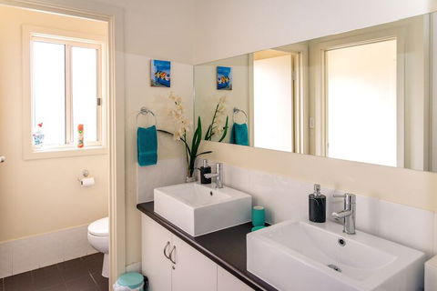 McLaren Vale Studio Apartments - Holiday Adelaide 3