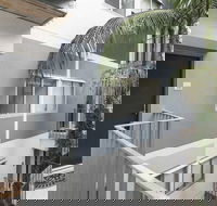 Miro Apartments - Holiday Adelaide