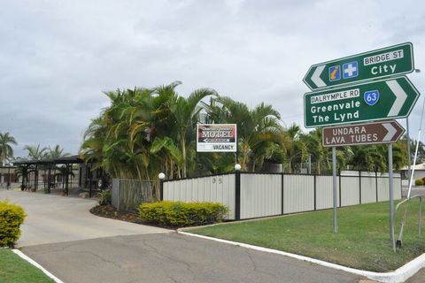 Charters Towers Motel - Holiday Adelaide 7