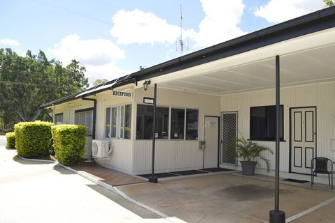 Charters Towers Motel - Holiday Adelaide 2