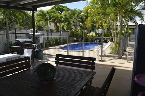 Charters Towers Motel - Holiday Adelaide 5