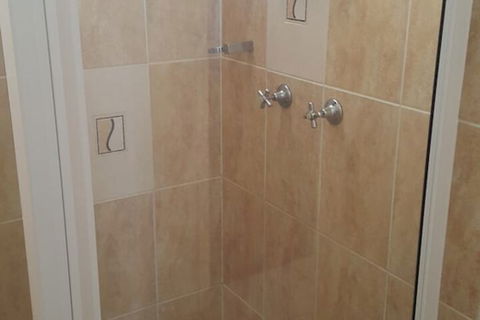 Fourth Avenue Motor Inn - Holiday Adelaide 3