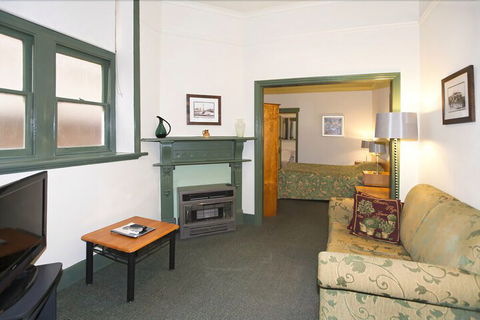 Ballarat Serviced Apartments - Holiday Adelaide 3