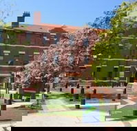 Yarra House Campus Summer Stays - Holiday Adelaide