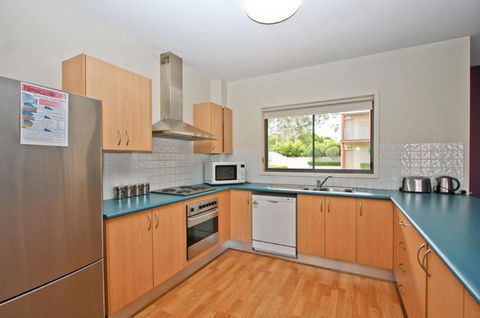Cosmopolitan Apartments - Holiday Adelaide 1